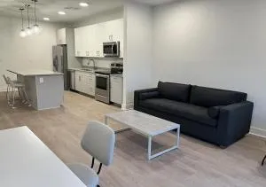 The Monroe Apartments by Barsala - Euclid