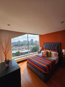 Spacious High Rise Condo