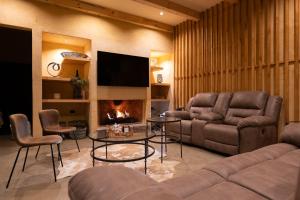 CASA VALL LUXURY vALLEY LIFE