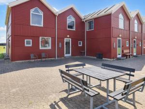 6 person holiday home in Hadsund-By Traum