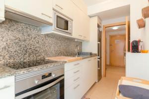Apartment Sa Boadella con piscina y garaje close to the Beach