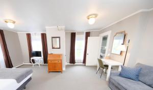 Deluxe Double or Twin Room with Garden View room in The New London Inn