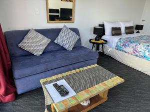 DELBROOK POINT COZY-STUDIO