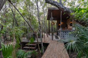 Karma appartement de jungle, bassin privé et rooftop