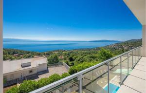 5 Bedroom Lovely Home In Poljane