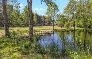 Gorgeous Home In Spore With Wifi