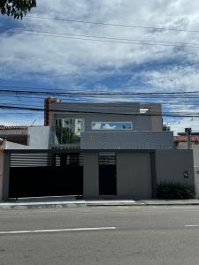 Casa de alto padrão