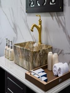 Du thuyền 5 sao Hạ Long - Lan Hạ Asp