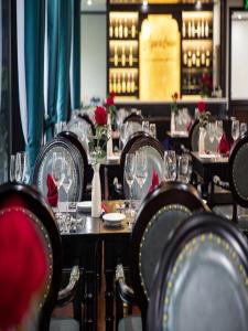 Du thuyền 5 sao Hạ Long - Lan Hạ Asp