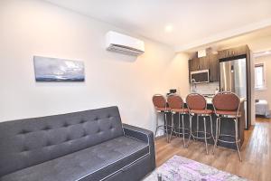 Beautiful 2BDR in Heart of Plateau Mont-Royal A