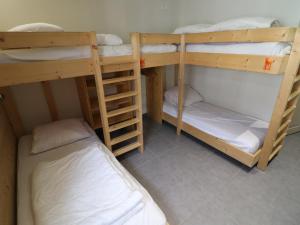 Appartement cosy, accès ski et balcon, jusquà 7 personnes - FR-1-502-563