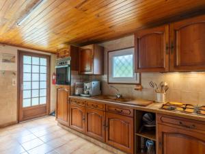 Maisons de vacances Maison confort 4 pers. proche lac et ocean, jardin, WiFi, a Mimizan - FR-1-50-135 : photos des chambres