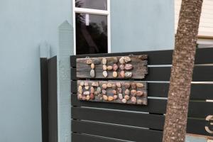 The Grove Family Home By The Beach