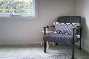 The Grove Family Home By The Beach