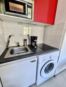 Appartements Studio 105 - Calme & Tout Equipe avec Parking Gratuit : photos des chambres