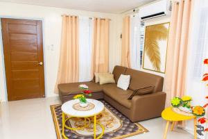 Affordable COZY Up To 16 Guest Near Aqua Planet and Zoocobia