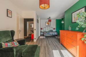 Appartements T2 Historique du XVIIIeme - Calme & Tout Equipe avec Wifi : photos des chambres