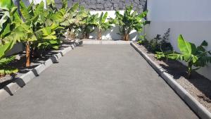 2 bedrooms - quiet location - pool - Adults only