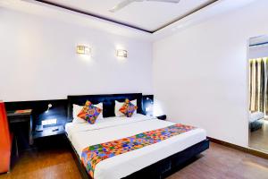 FabHotel Ballygunge Luxury - Behind Punjab Club