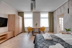 Sea & Monte City Center Apartments