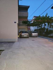 Seven Pearl Residence
