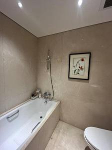 Apartemen one icon residence