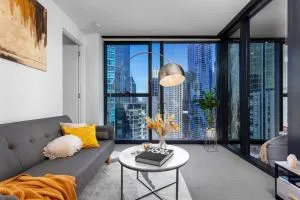 Unique & Spacious Retreat - Cozy Balcony City View - Melbourne