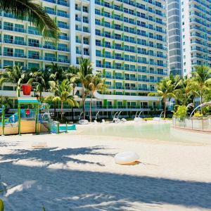 Aryas Staycation - Azure