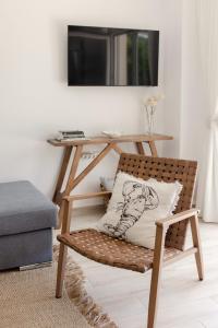 Sani Aquatic Villa with private garden