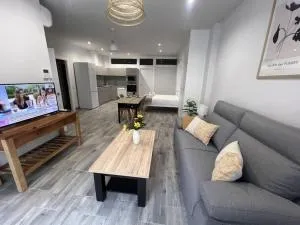 Living Colors Logroño GARAJE Aire wifi by Apartamentos Logrono - Viana