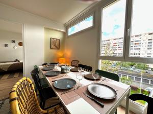 Altura - 4 chambres, RER B à 900m et Orly en 8 min