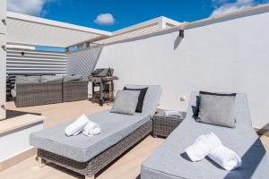 San Pedro modern flat by Costarentals - M34