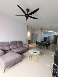 ADMIRAL Residences title