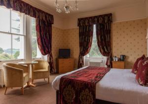 Executive Double Room with Sea View room in The Falmouth Hotel