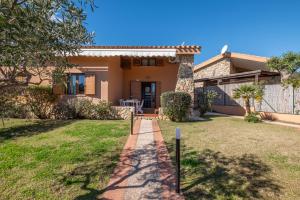 Comfort a 4 minuti dal mare- Giardino e bbq img1