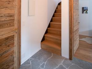 Pilanous Residence - E-Alpine Suite - Swiss Alps