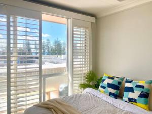 Burleigh retreat near Beach, Free Wi-Fi