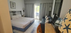 Suite con balcone Aquamarine al Domina Coral Bay Resort, Diving,Spa & Casinò