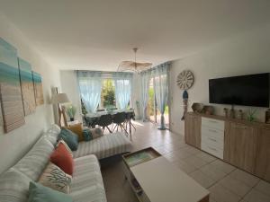 Appartements Appartement de charme T3 avec petit jardin et parking : photos des chambres