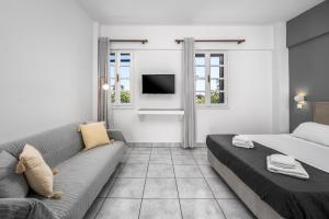 Cleomenes Old Town Studios