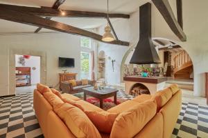 Maisons de vacances Mas Blanc Monfaucon - Grande maison avec piscine : photos des chambres
