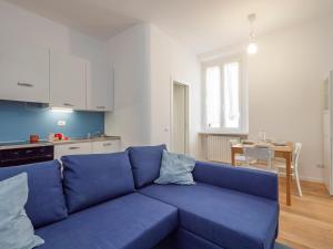 Xenia Apartments - Bright studio near Piazzale Susa