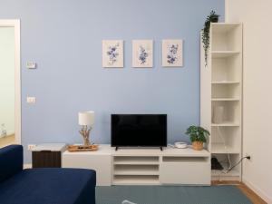 Xenia Apartments - Bright studio near Piazzale Susa