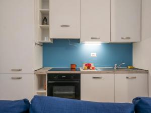 Xenia Apartments - Bright studio near Piazzale Susa