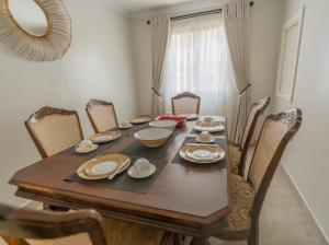 Starling suites