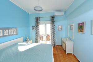 Blue Apartment Kyparissia