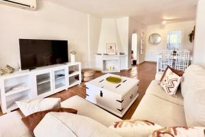 Atico Altea fully equiped,piscina y gratis parking