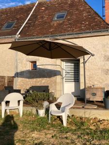 Sejours a la campagne Bblodges Loches Beauval : Chambre Double avec Terrasse