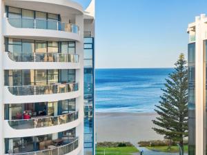 7th Heaven in Oceanside Towers