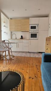 Appartements Villa Antonio - Balcon vue mer - Bow-window - Internet Wifi : photos des chambres